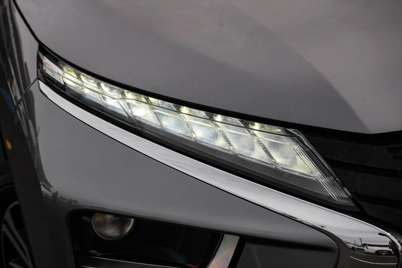 2020 Mitsubishi Eclipse Cross Gallery Image 12
