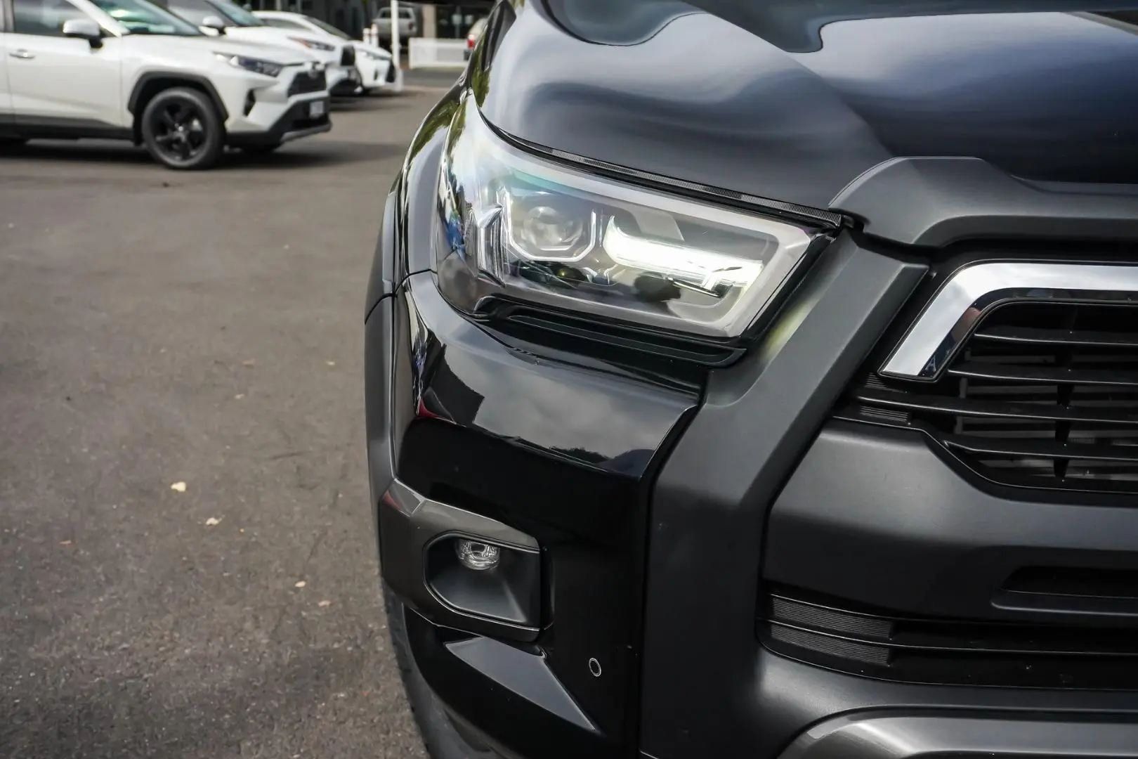 2022 Toyota Hilux Gallery Image 13