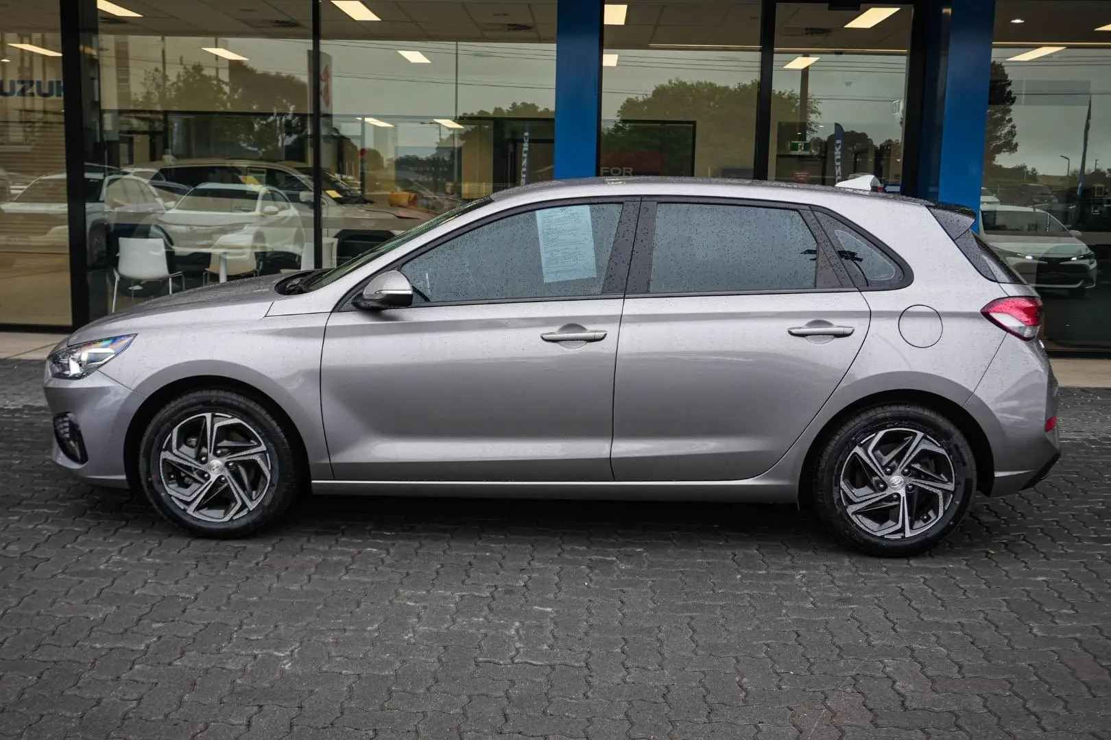 2021 Hyundai i30 Gallery Image 4
