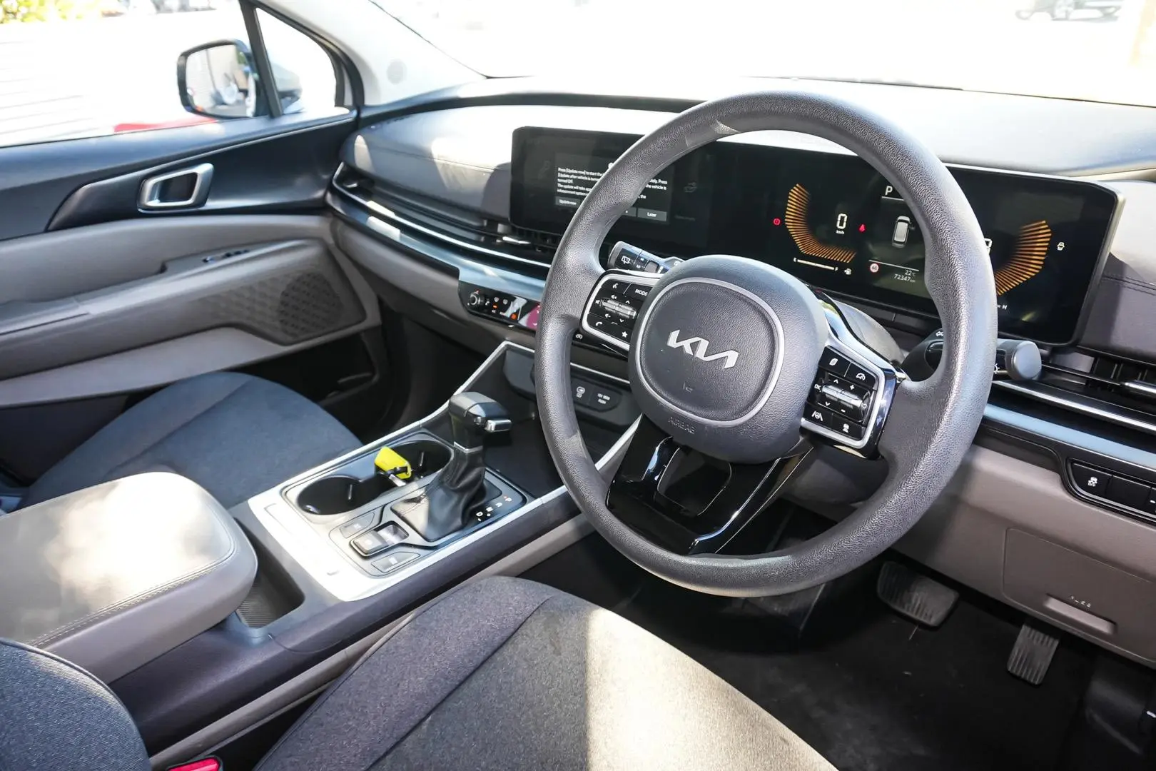 2024 Kia Carnival Gallery Image 7