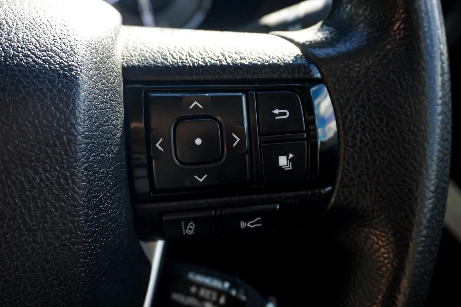 2022 Toyota Hilux Gallery Image 20
