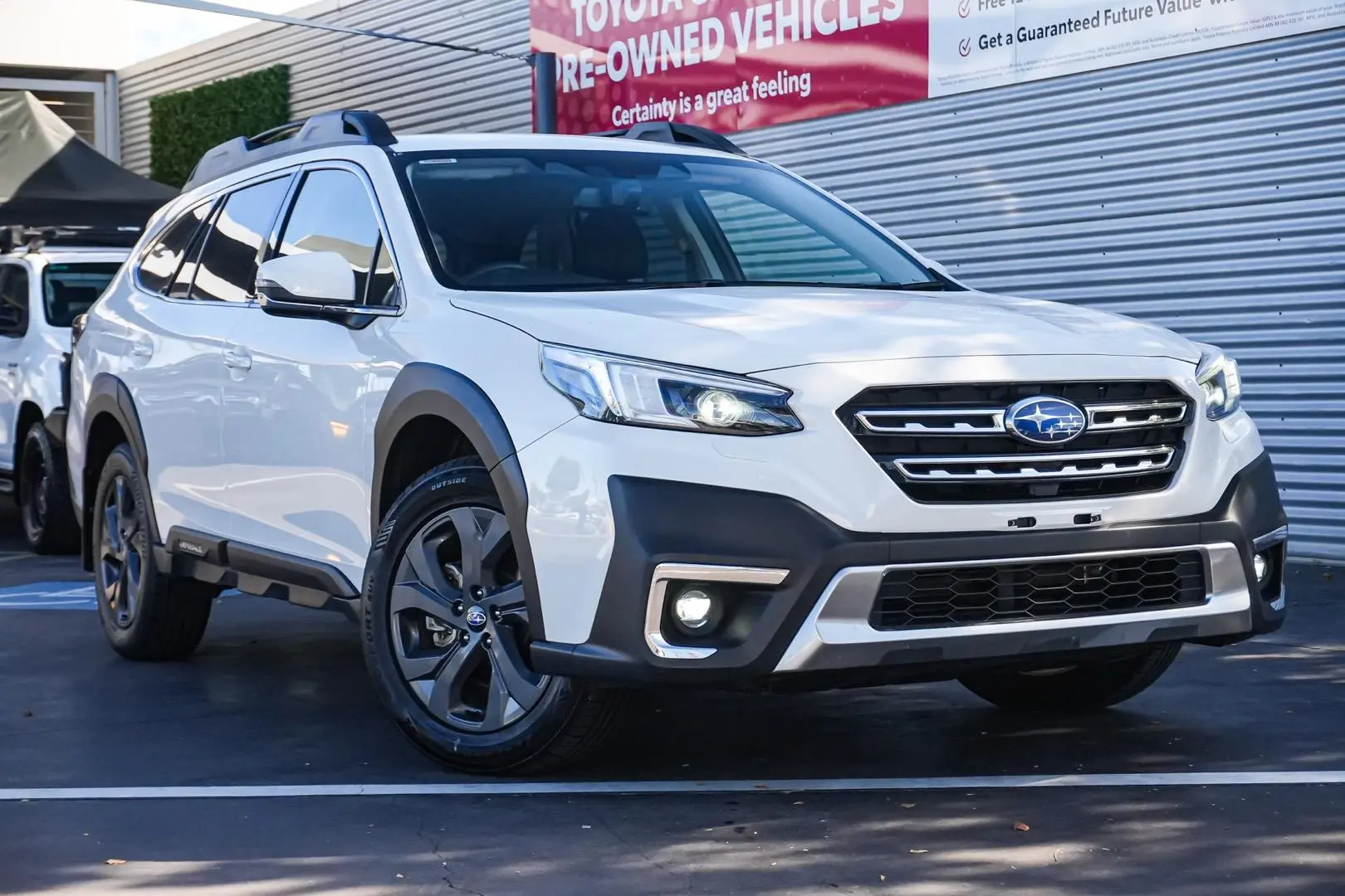 2022 Subaru Outback Gallery Image 2