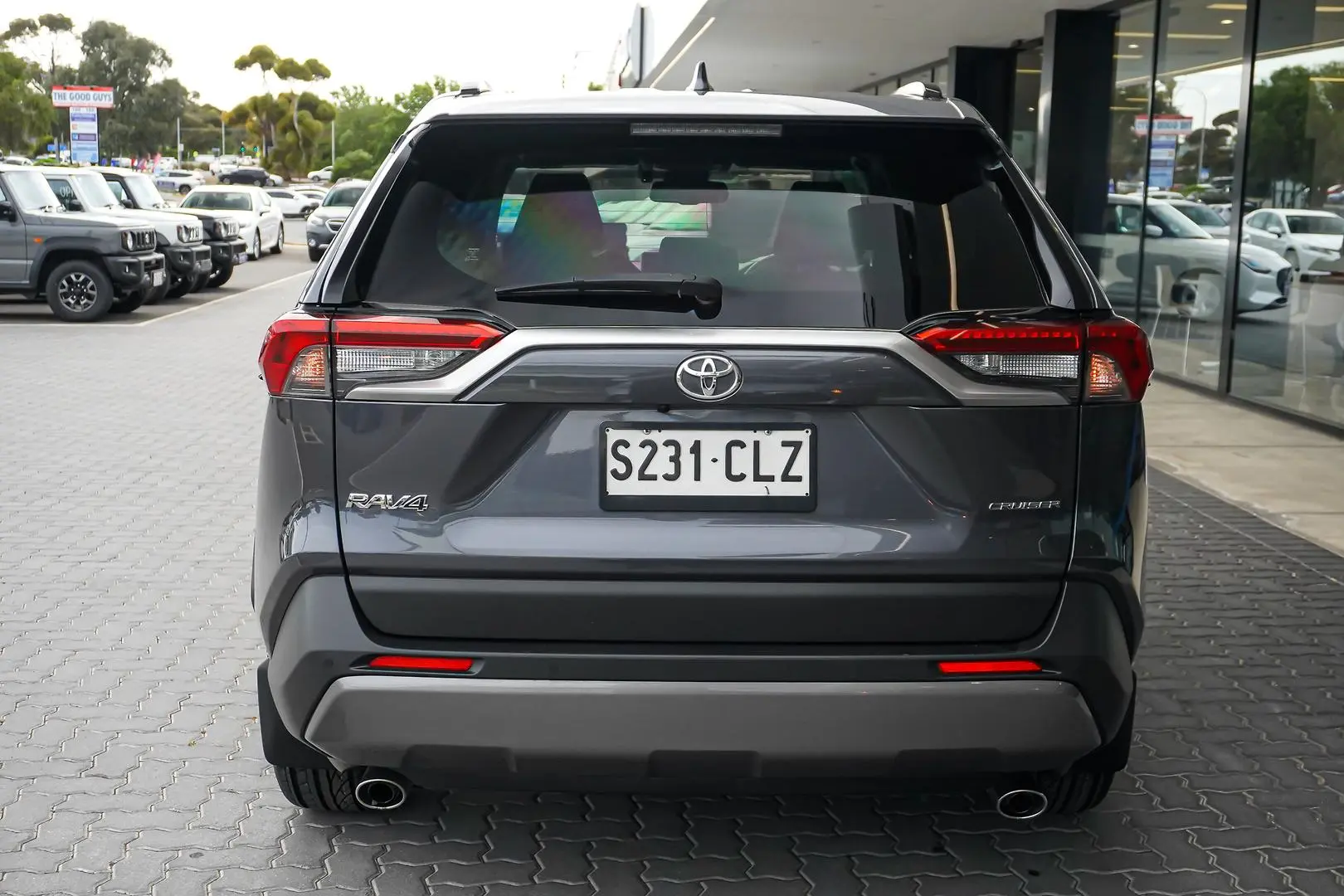 2021 Toyota RAV4 Gallery Image 6