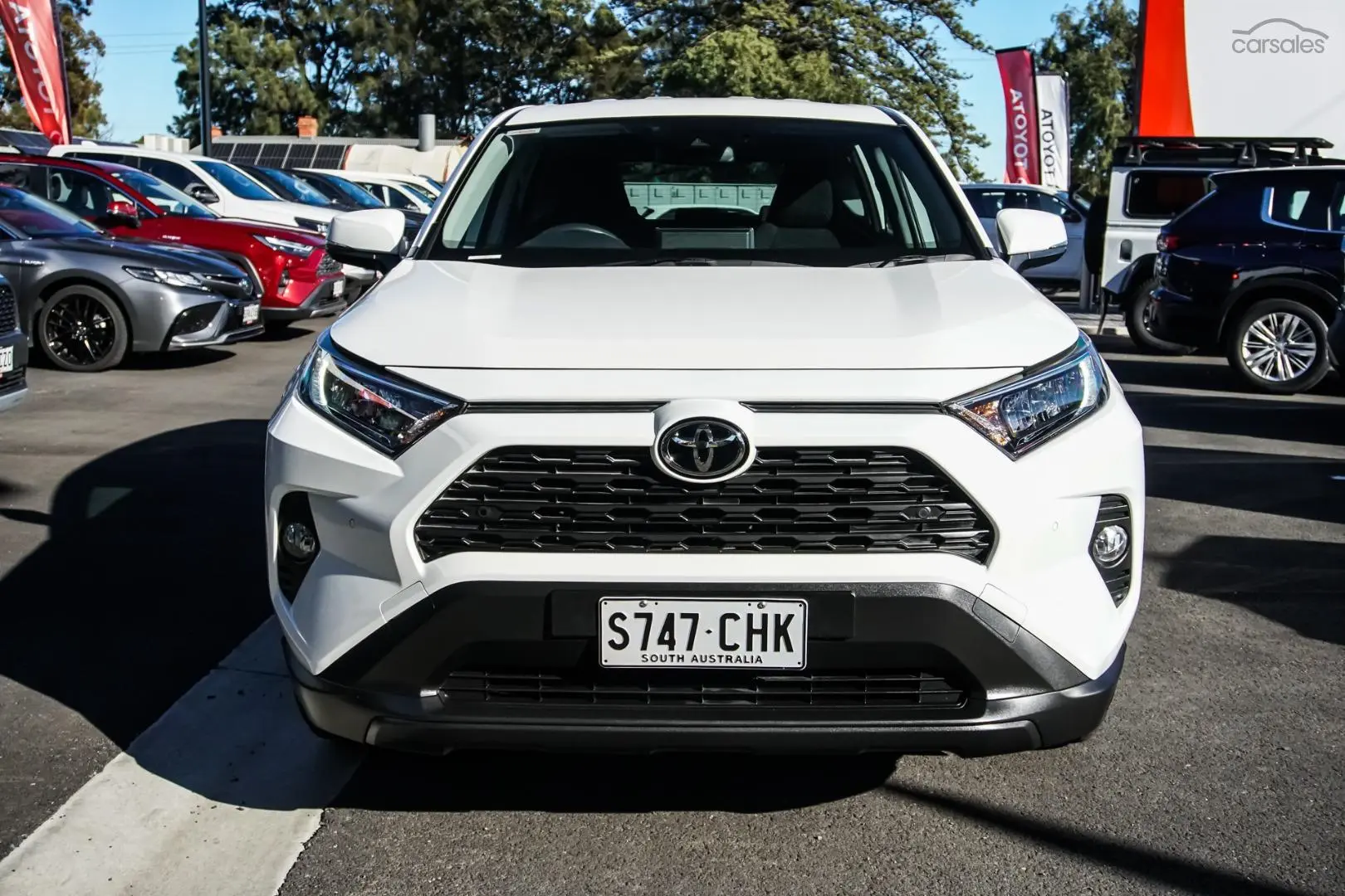 2020 Toyota RAV4 Image 4