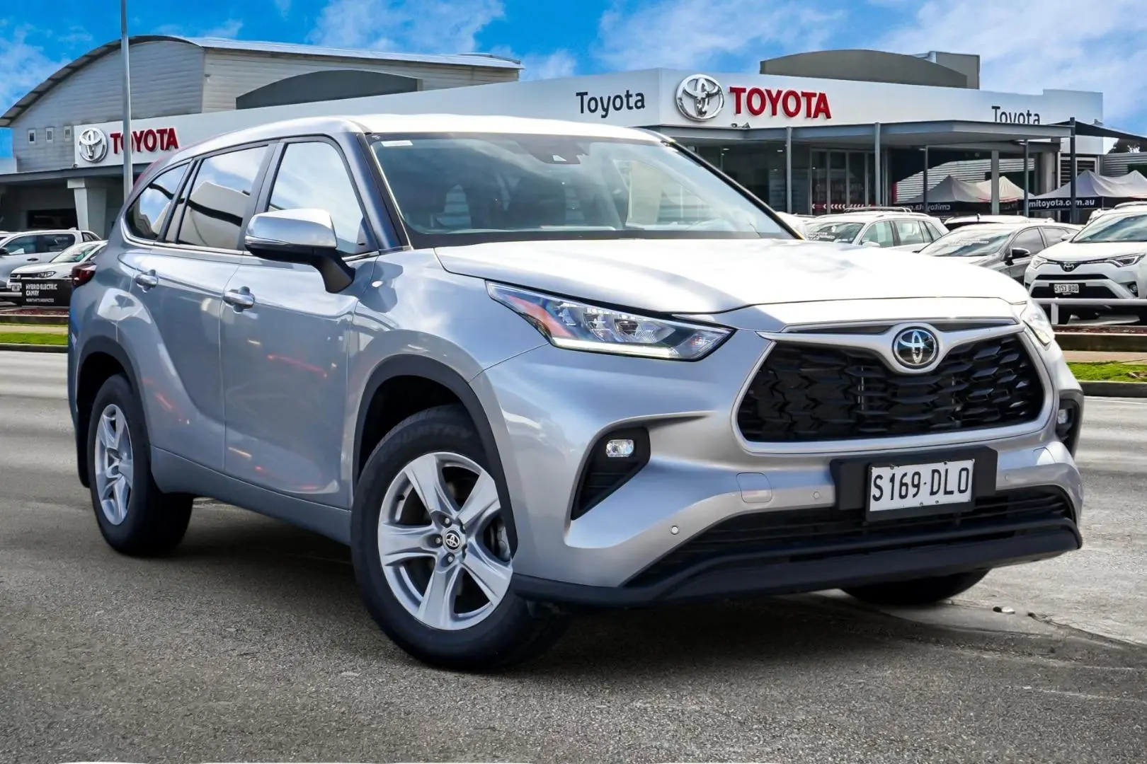 2024 Toyota Kluger Image
