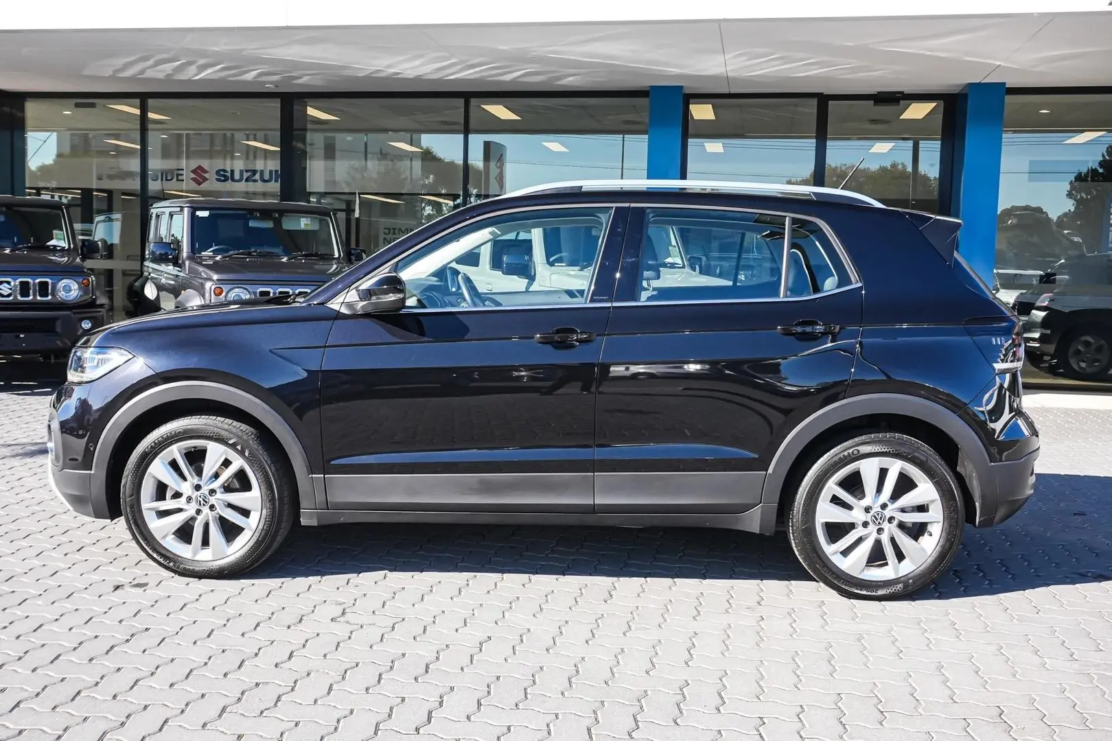2020 Volkswagen T-Cross Gallery Image 4
