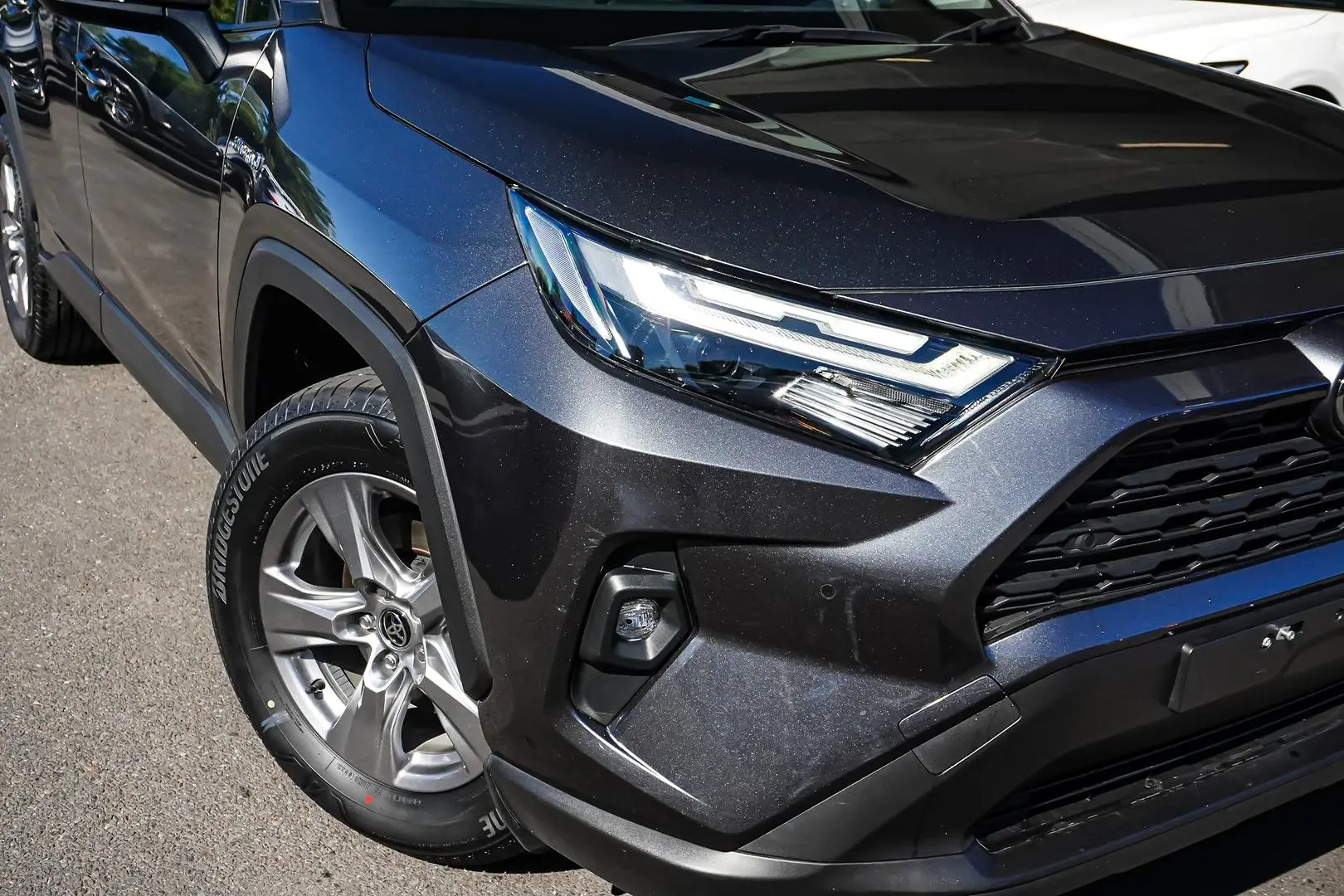 2022 Toyota RAV4 Gallery Image 11