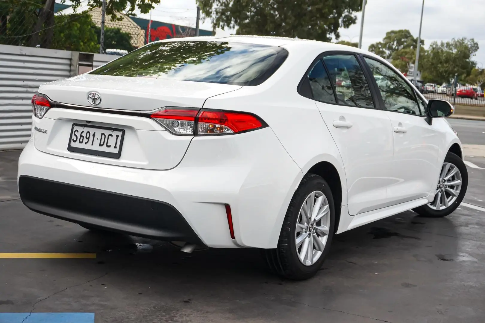 2024 Toyota Corolla Gallery Image 3
