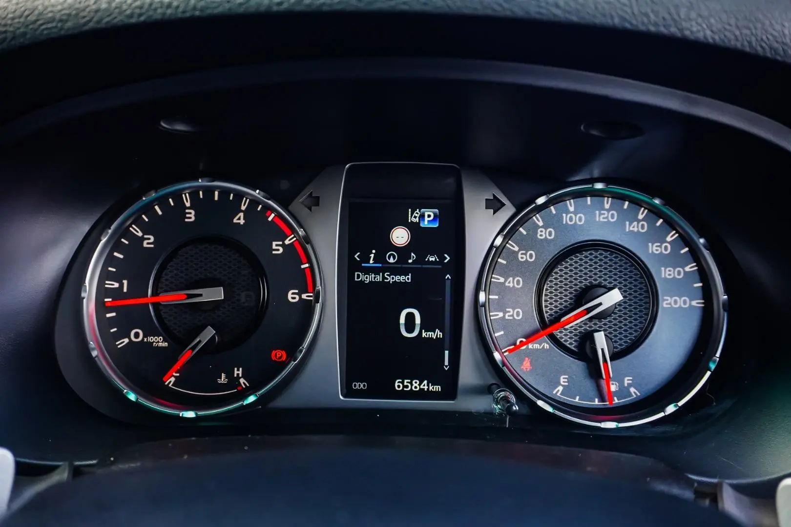 2024 Toyota Hilux Gallery Image 23