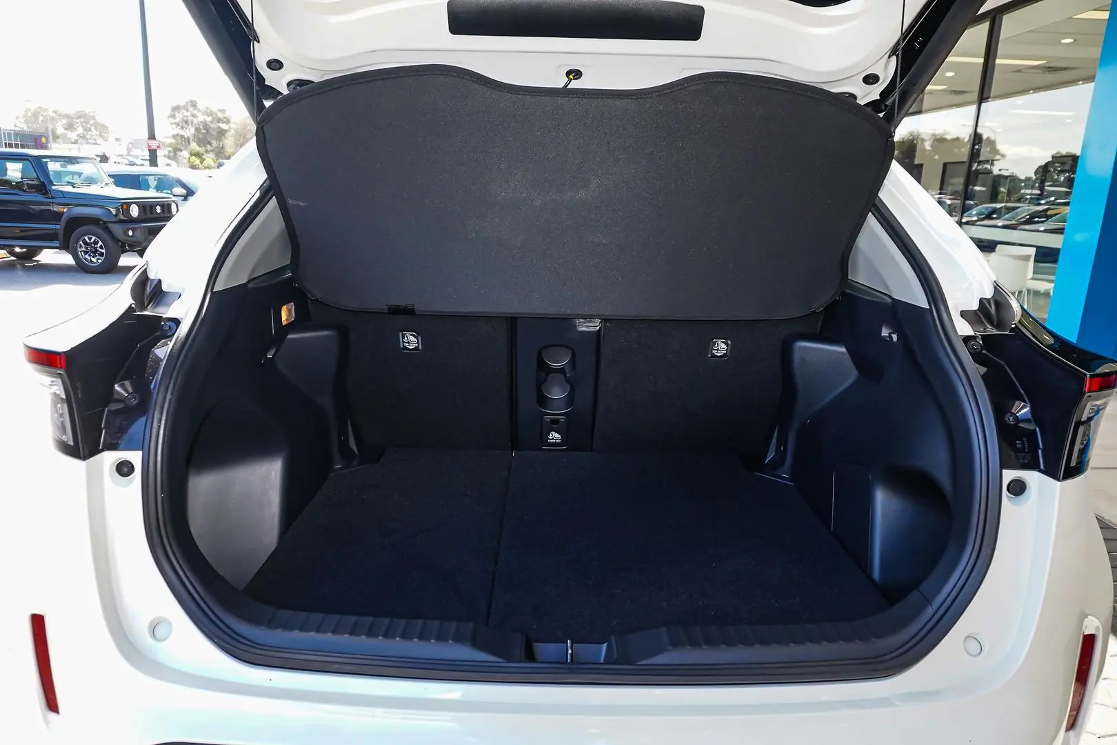 2022 Toyota Yaris Cross Gallery Image 10