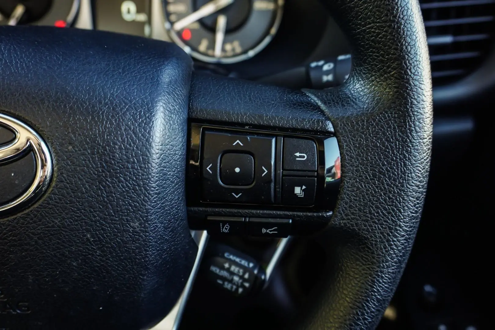 2021 Toyota Hilux Gallery Image 16