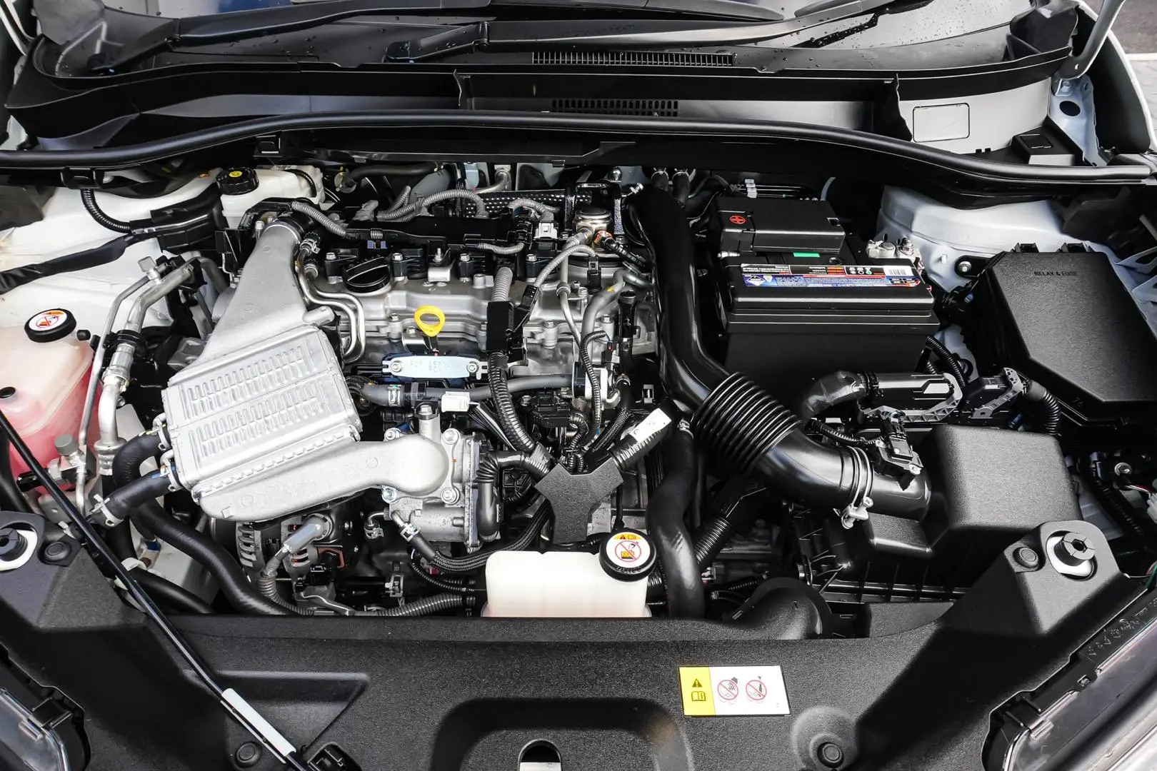 2019 Toyota C-HR Gallery Image 23