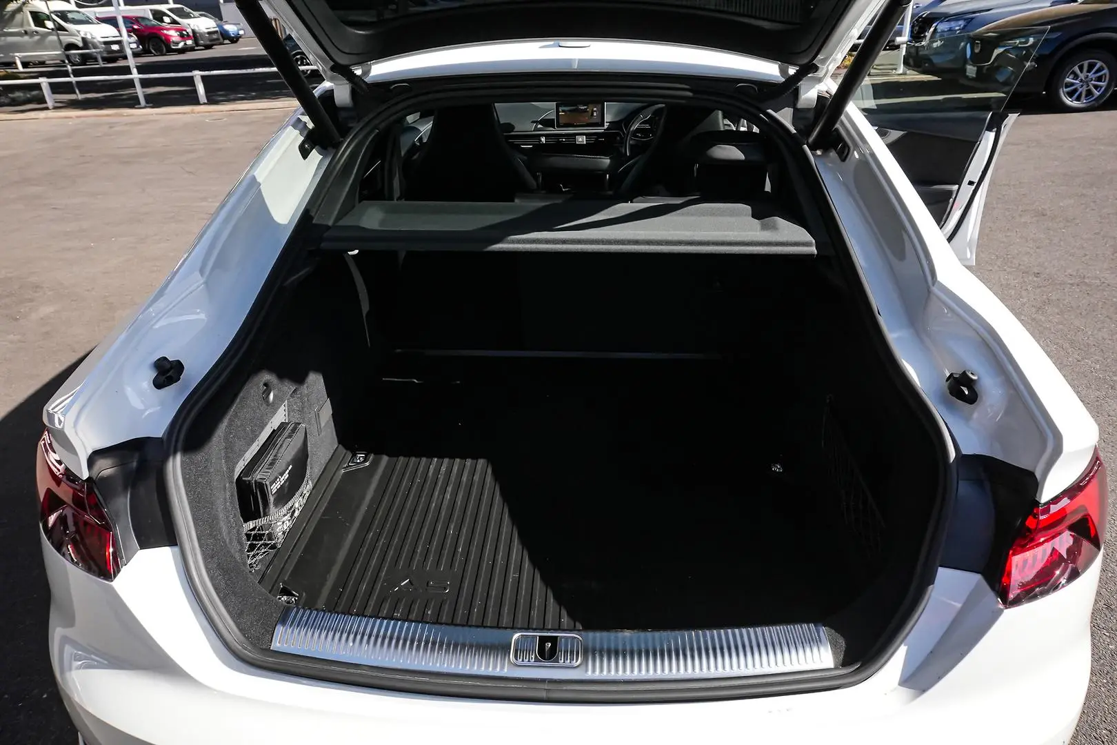 2019 Audi S5 Gallery Image 11