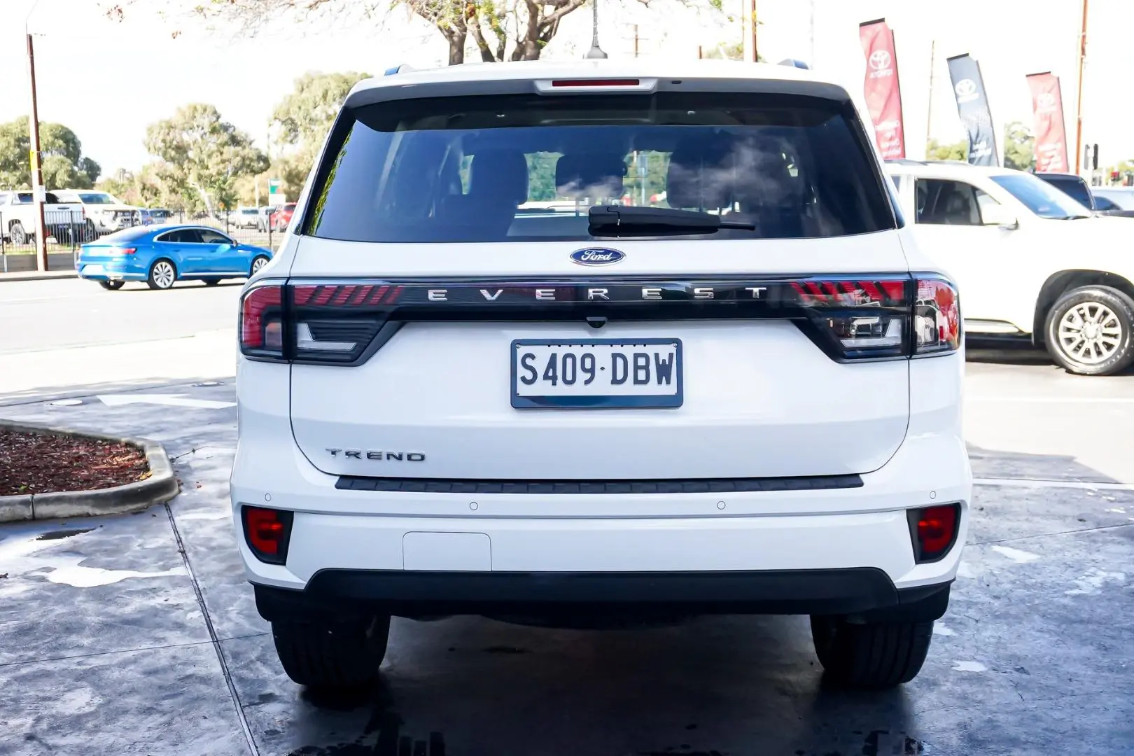 2024 Ford Everest Gallery Image 6