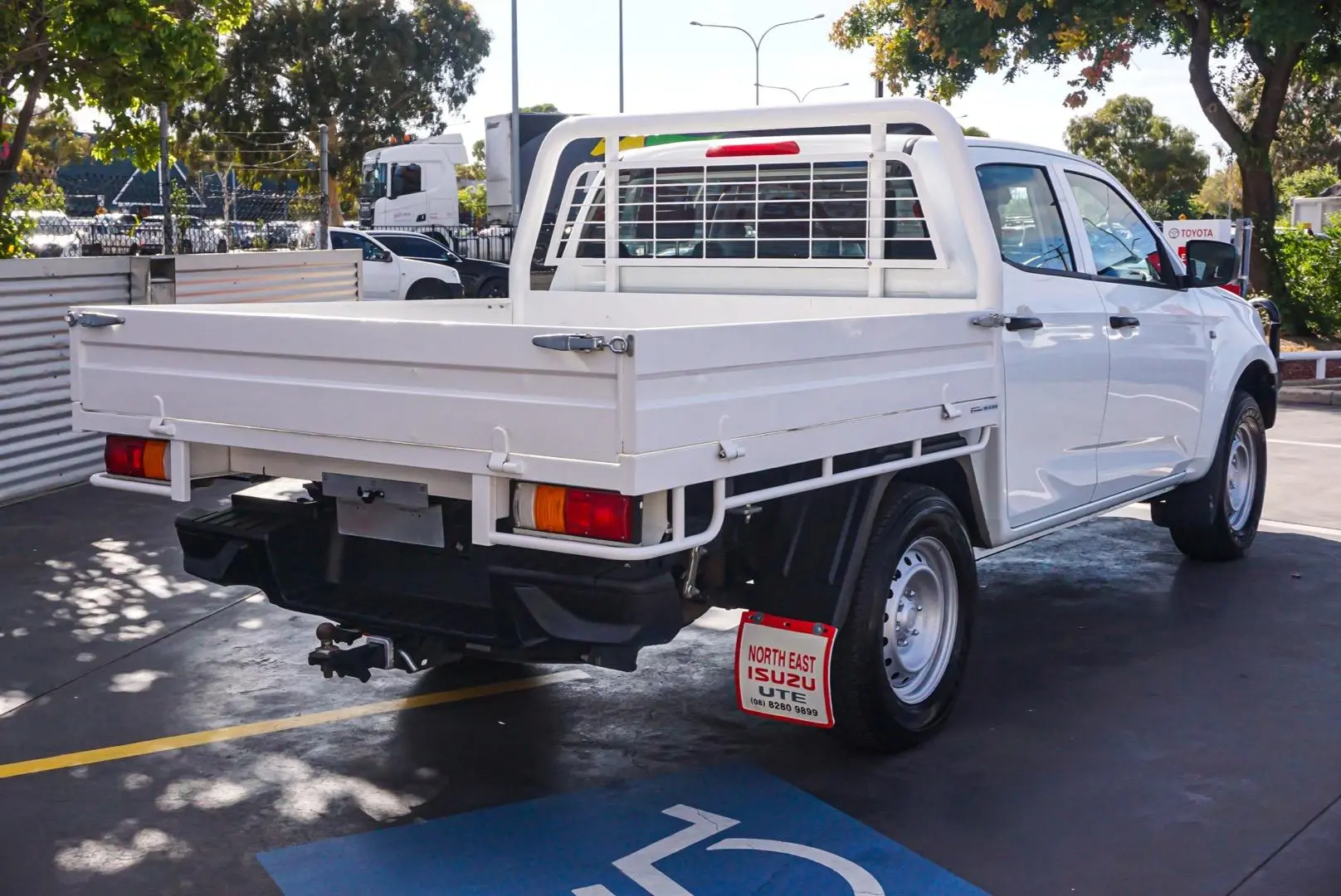 2020 Isuzu D-Max Gallery Image 2