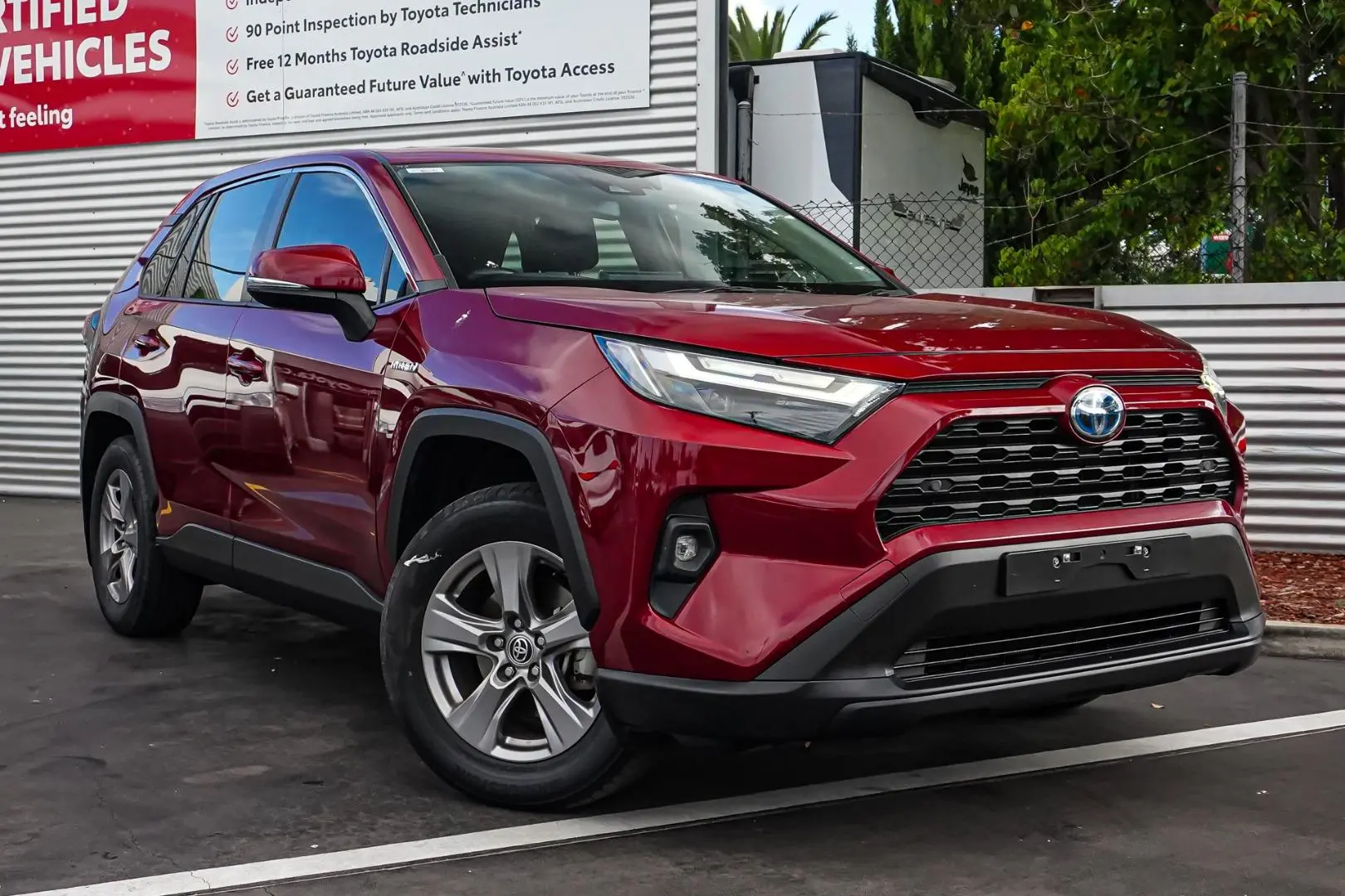 2022 Toyota RAV4 Gallery Image 2