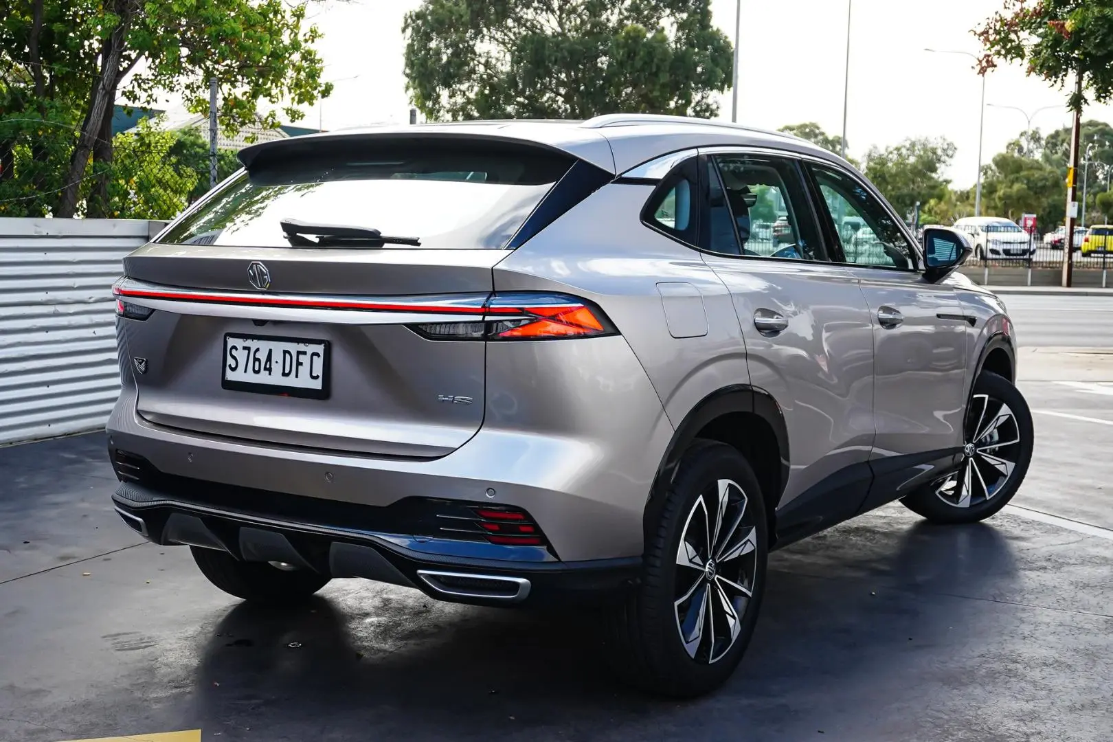 2024 MG HS Gallery Image 3