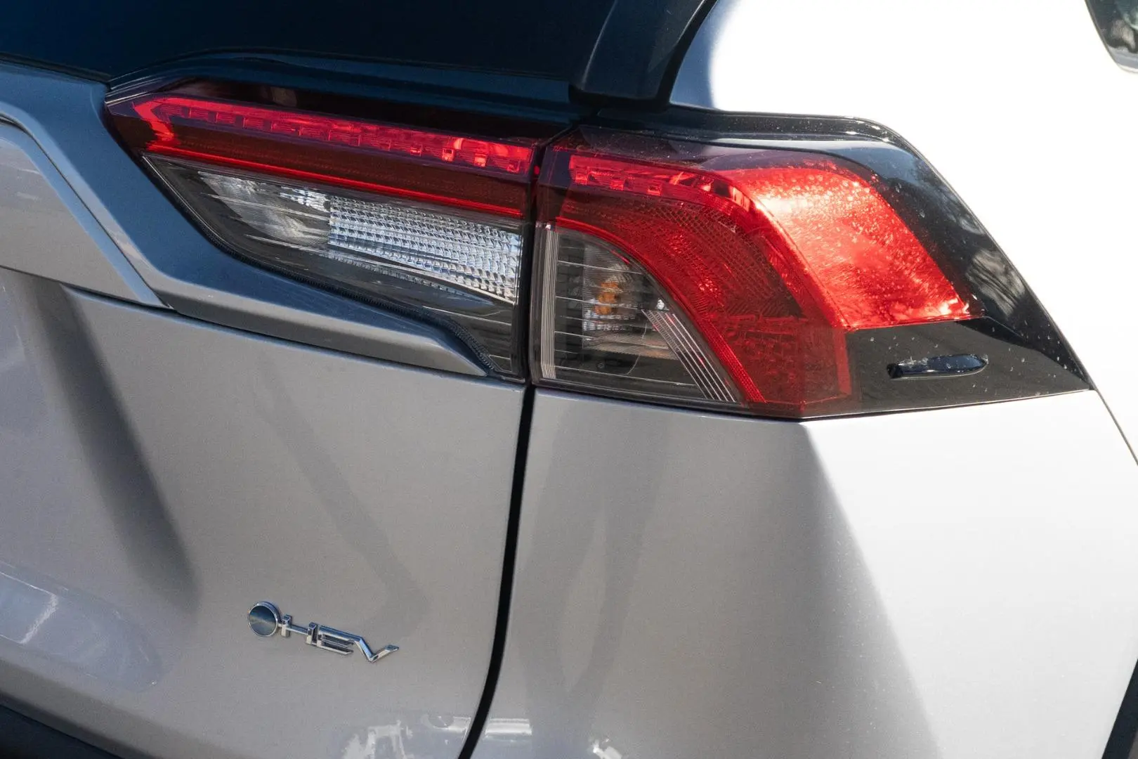 2025 Toyota RAV4 Gallery Image 13