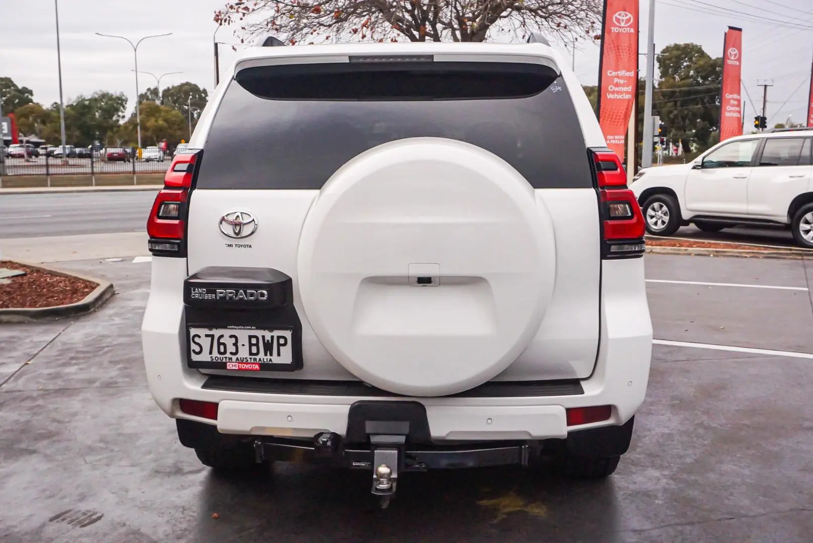 2018 Toyota Landcruiser Prado Gallery Image 5