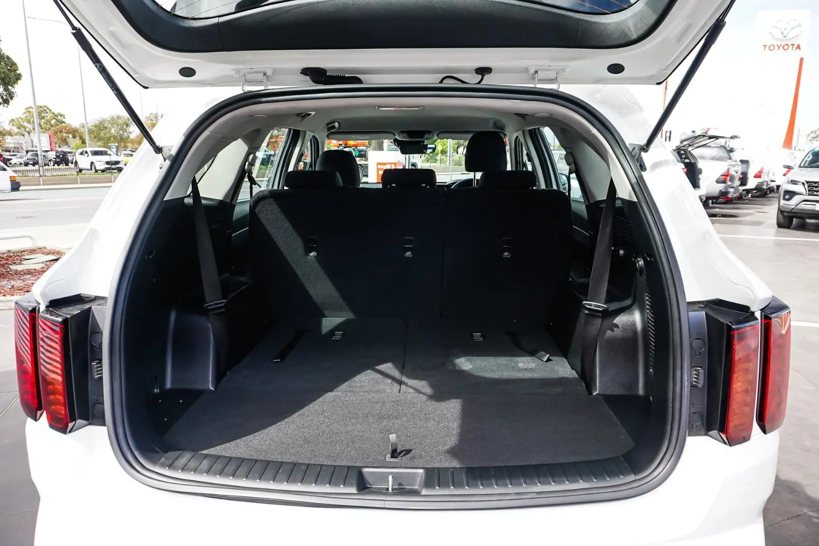 2022 Kia Sorento Gallery Image 10