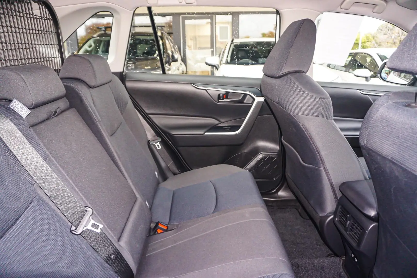 2021 Toyota RAV4 Gallery Image 7