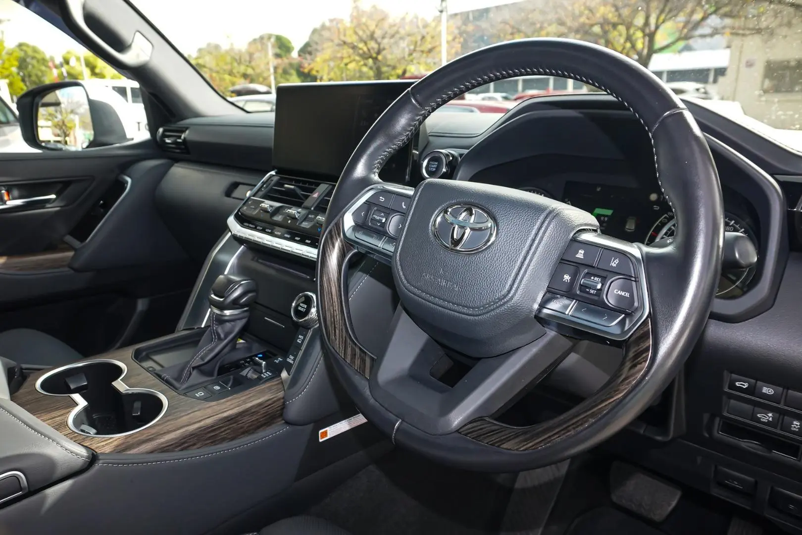 2023 Toyota Landcruiser Gallery Image 6