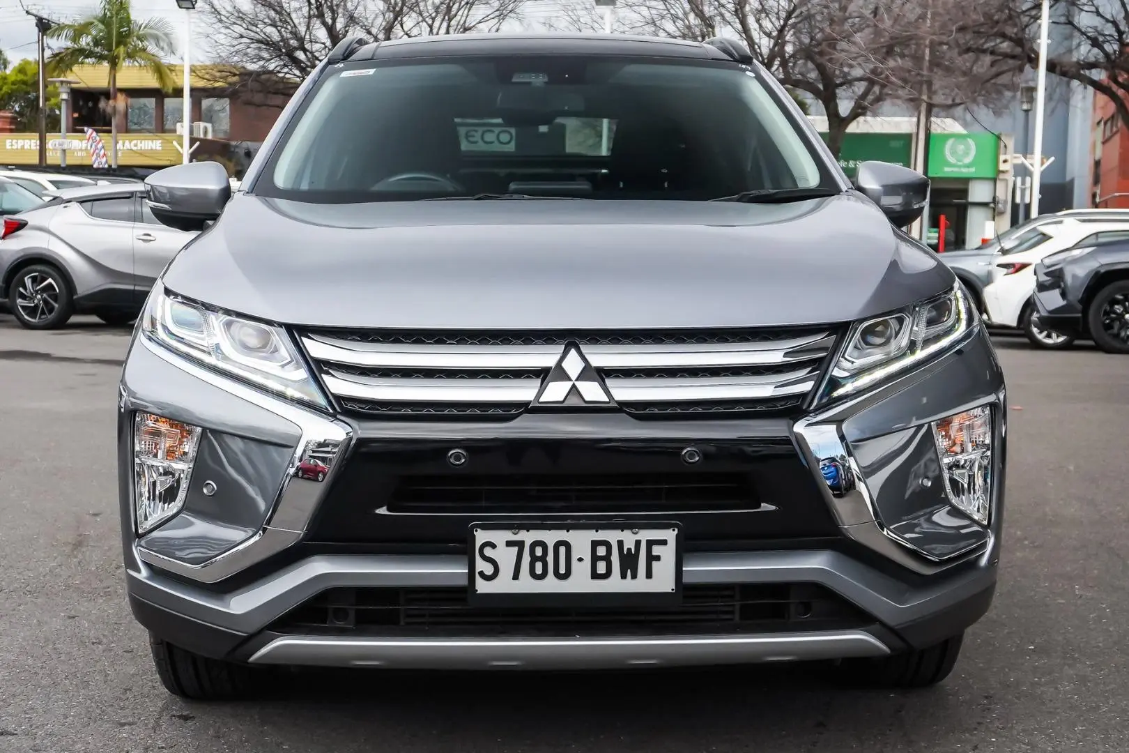 2018 Mitsubishi Eclipse Cross Gallery Image 5