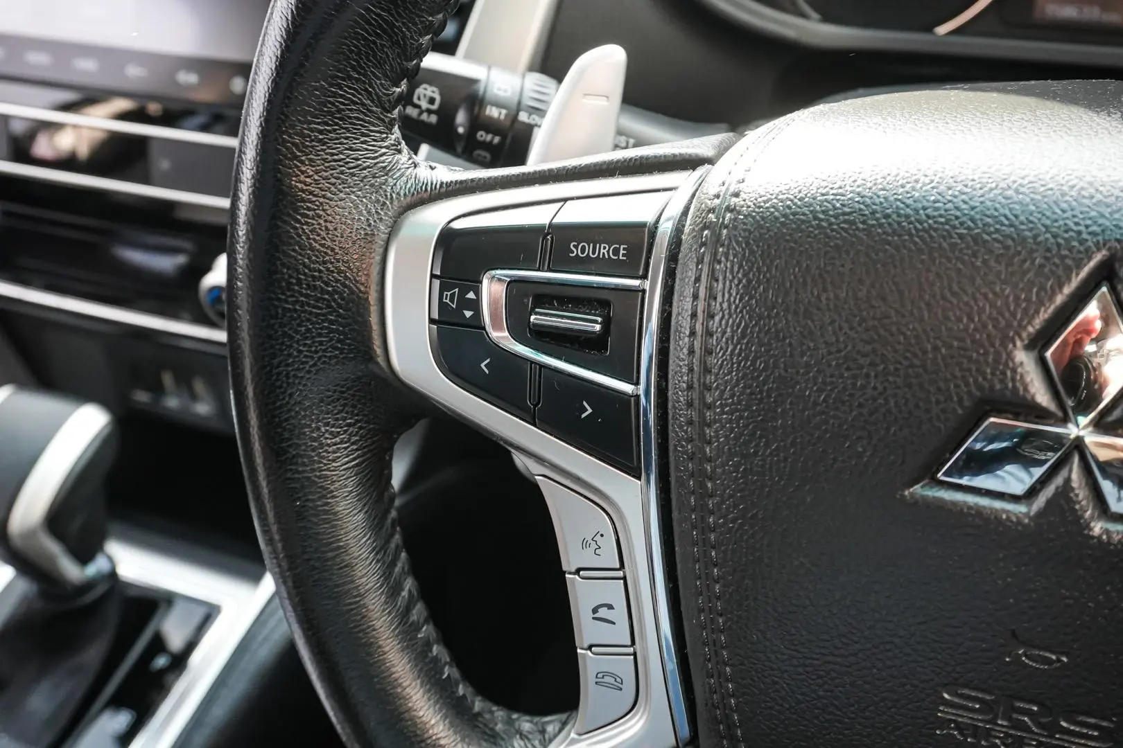 2021 Mitsubishi Pajero Sport Gallery Image 20