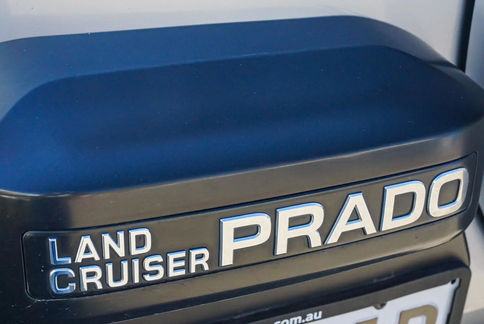 2016 Toyota Landcruiser Prado Gallery Image 15