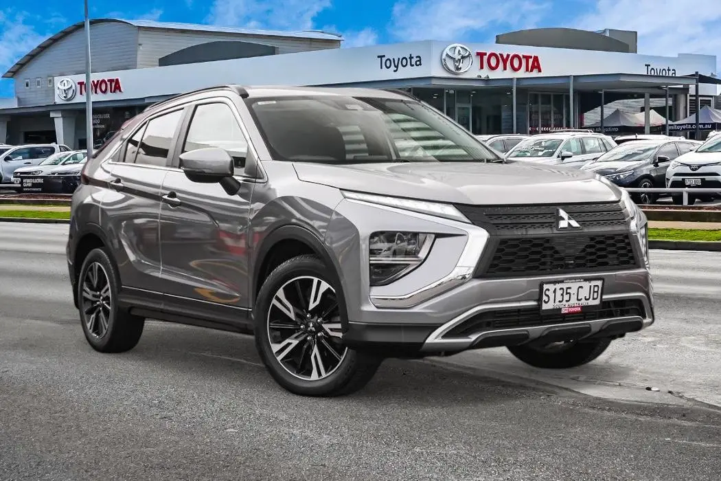 2020 Mitsubishi Eclipse Cross Gallery Image 1