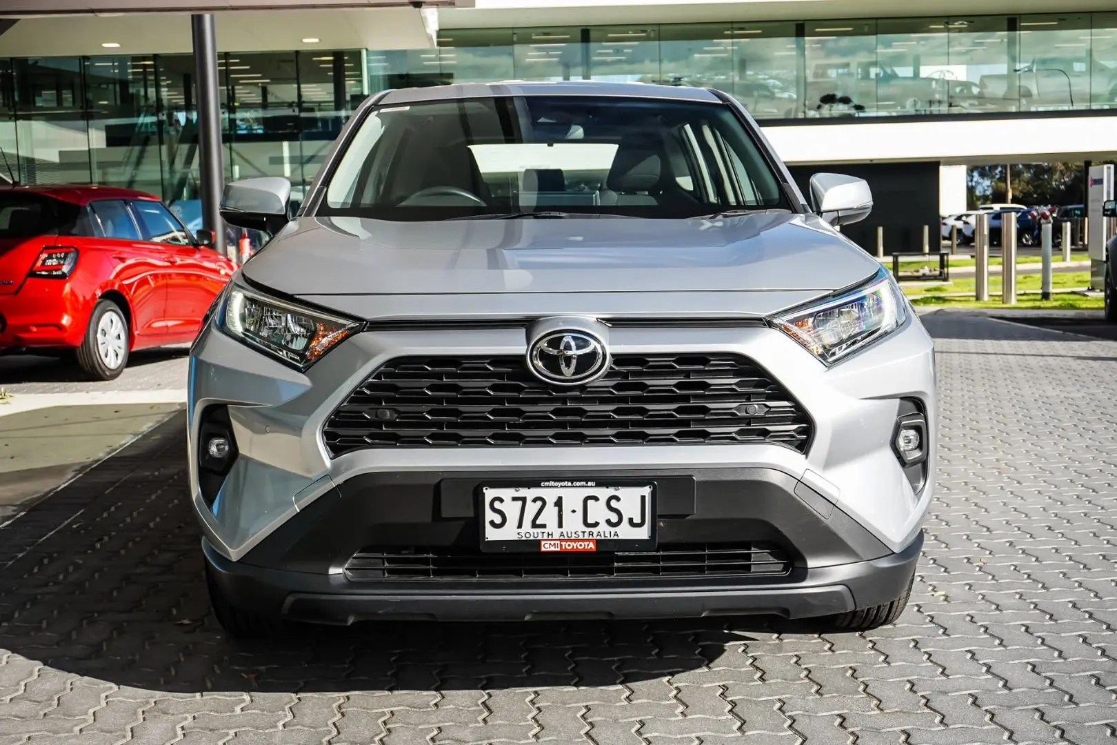 2022 Toyota RAV4 Gallery Image 4