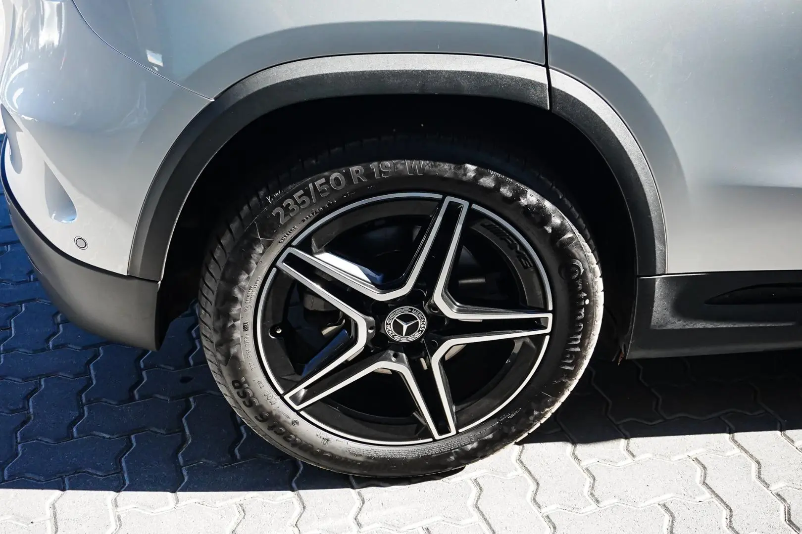 2020 Mercedes-Benz GLA-Class Gallery Image 16