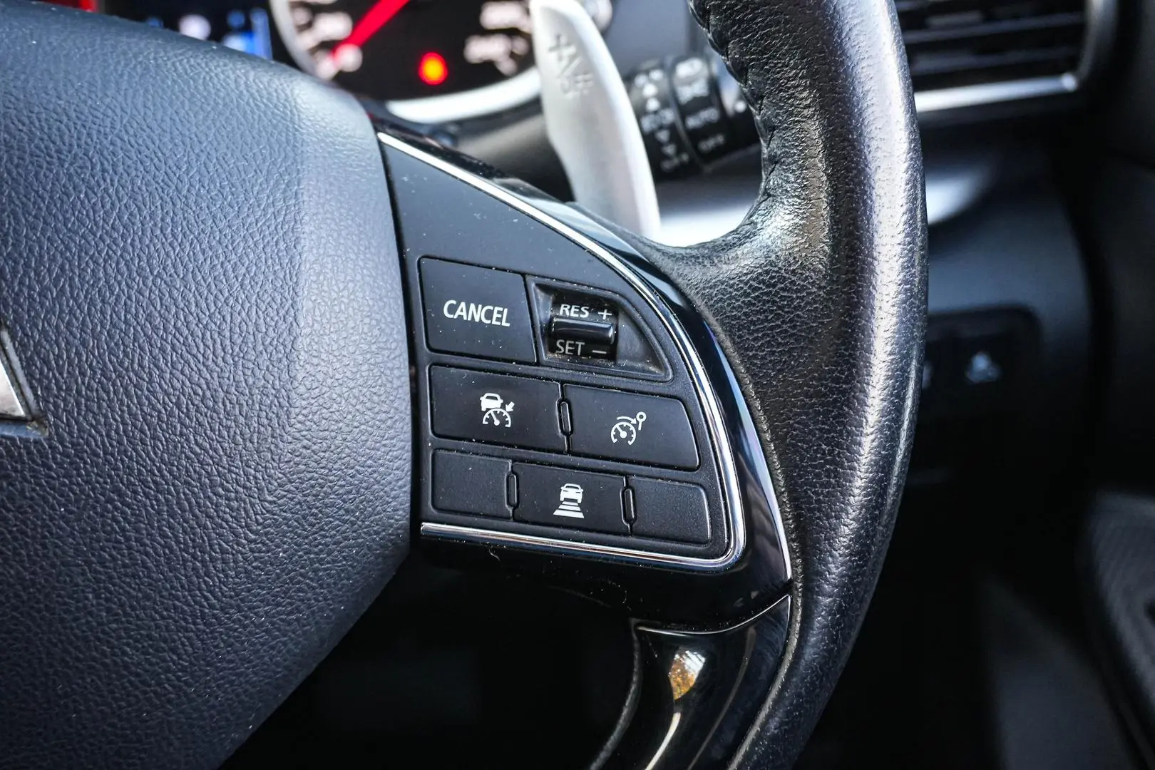 2019 Mitsubishi Eclipse Cross Gallery Image 20