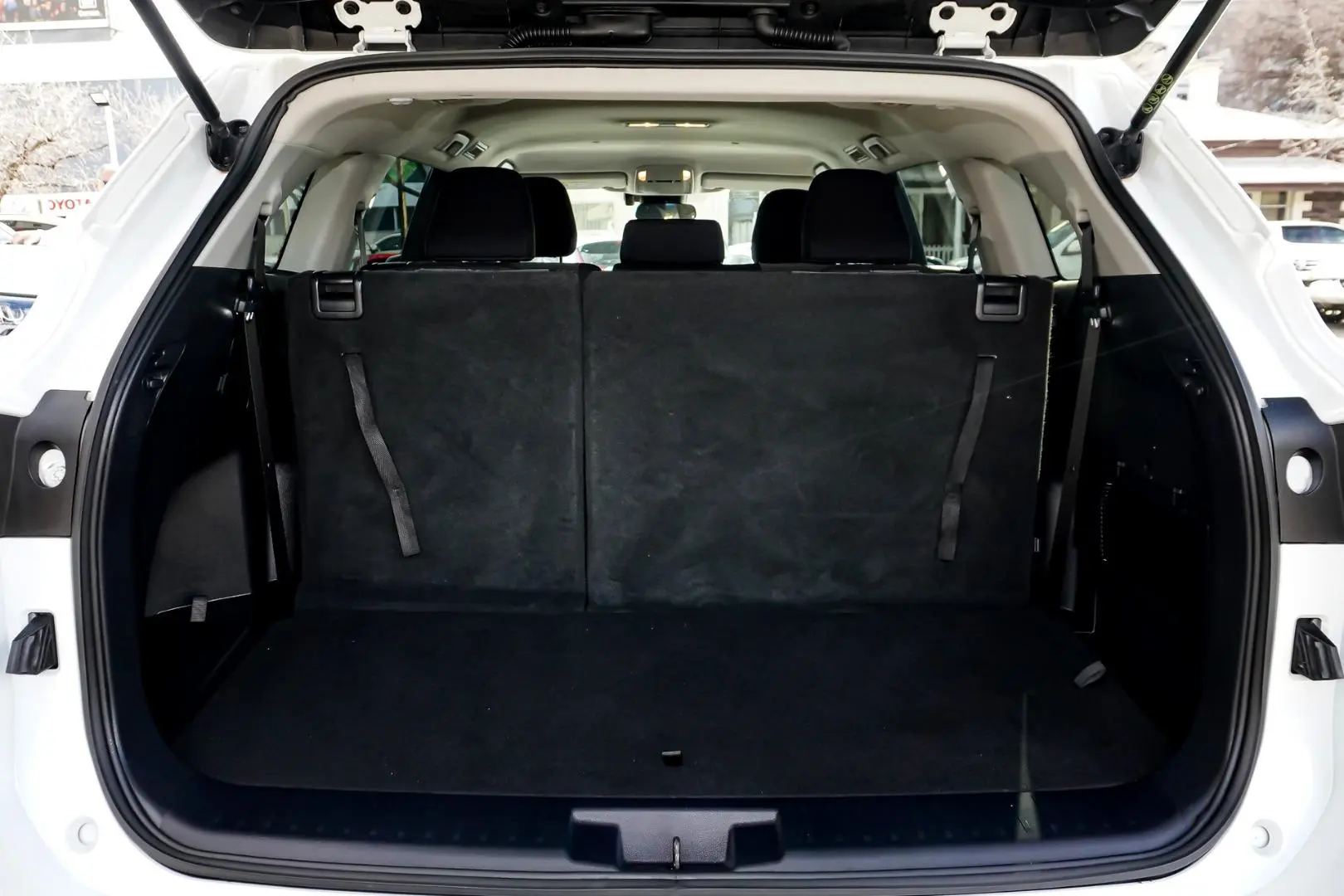 2021 Toyota Kluger Gallery Image 9