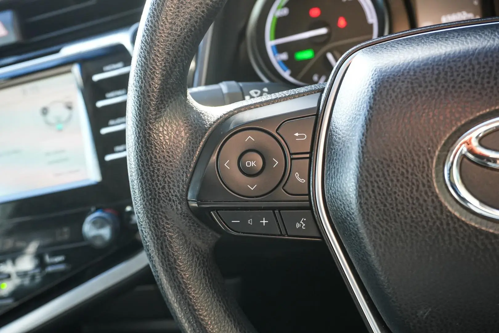 2020 Toyota Camry Gallery Image 19