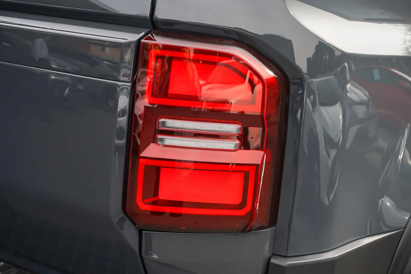 2025 Toyota Landcruiser Prado Gallery Image 14