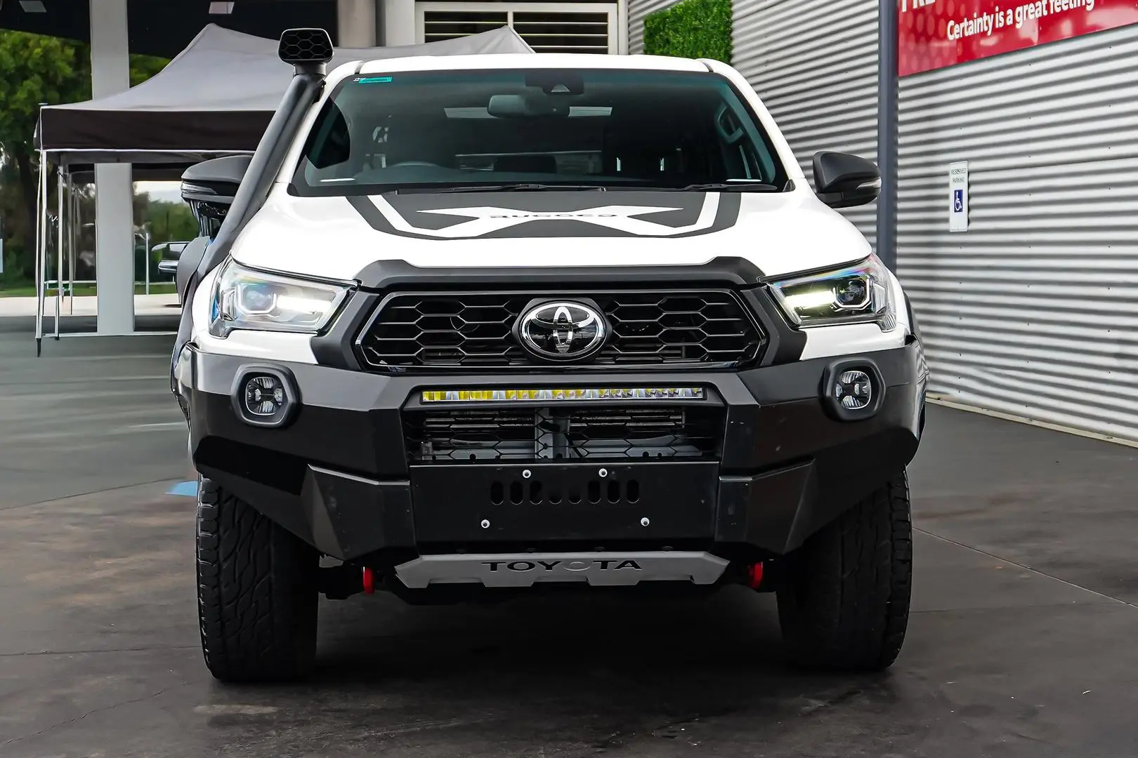 2022 Toyota Hilux Gallery Image 5