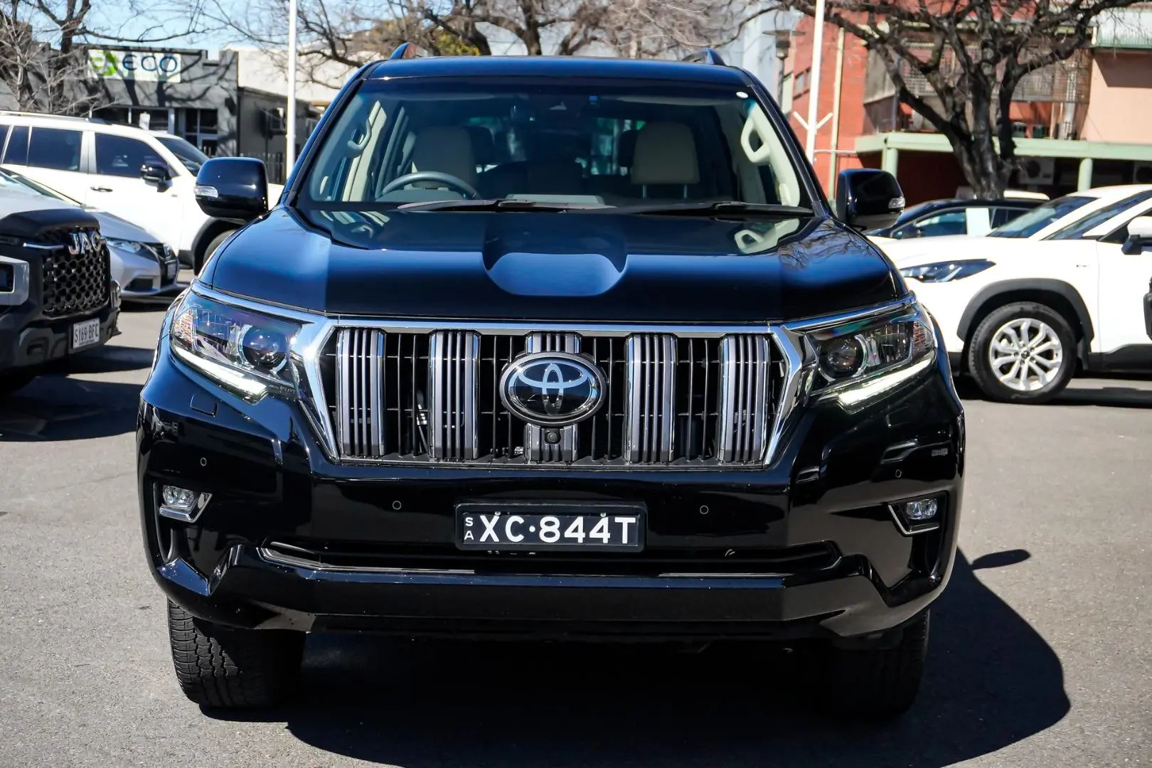 2023 Toyota Landcruiser Prado Gallery Image 4