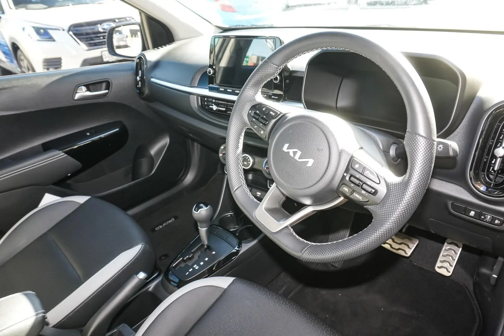 2024 Kia Picanto Gallery Image 16