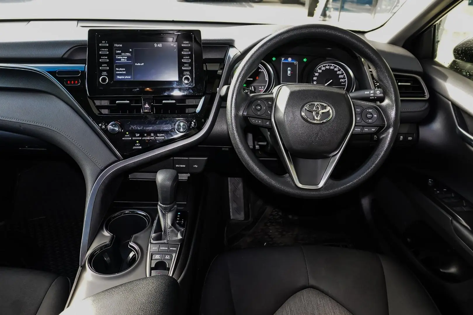 2023 Toyota Camry Gallery Image 9