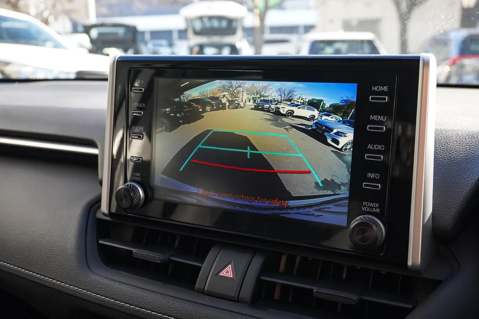 2022 Toyota RAV4 Gallery Image 23