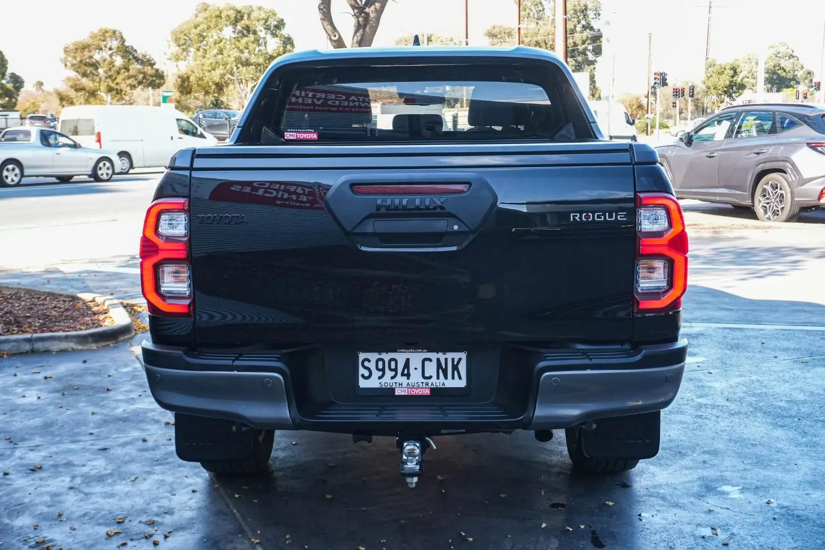2021 Toyota Hilux Gallery Image 6