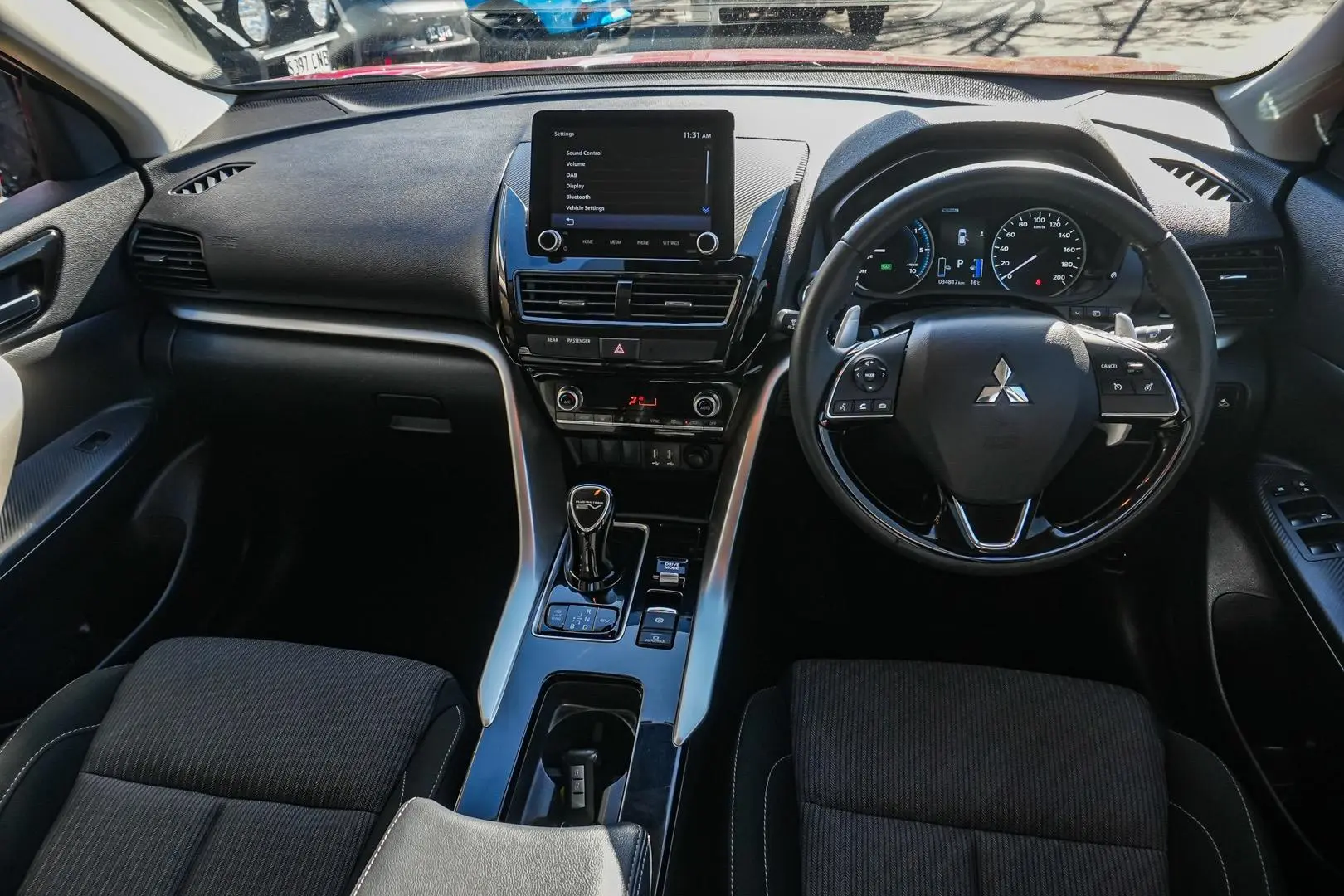 2022 Mitsubishi Eclipse Cross Gallery Image 9