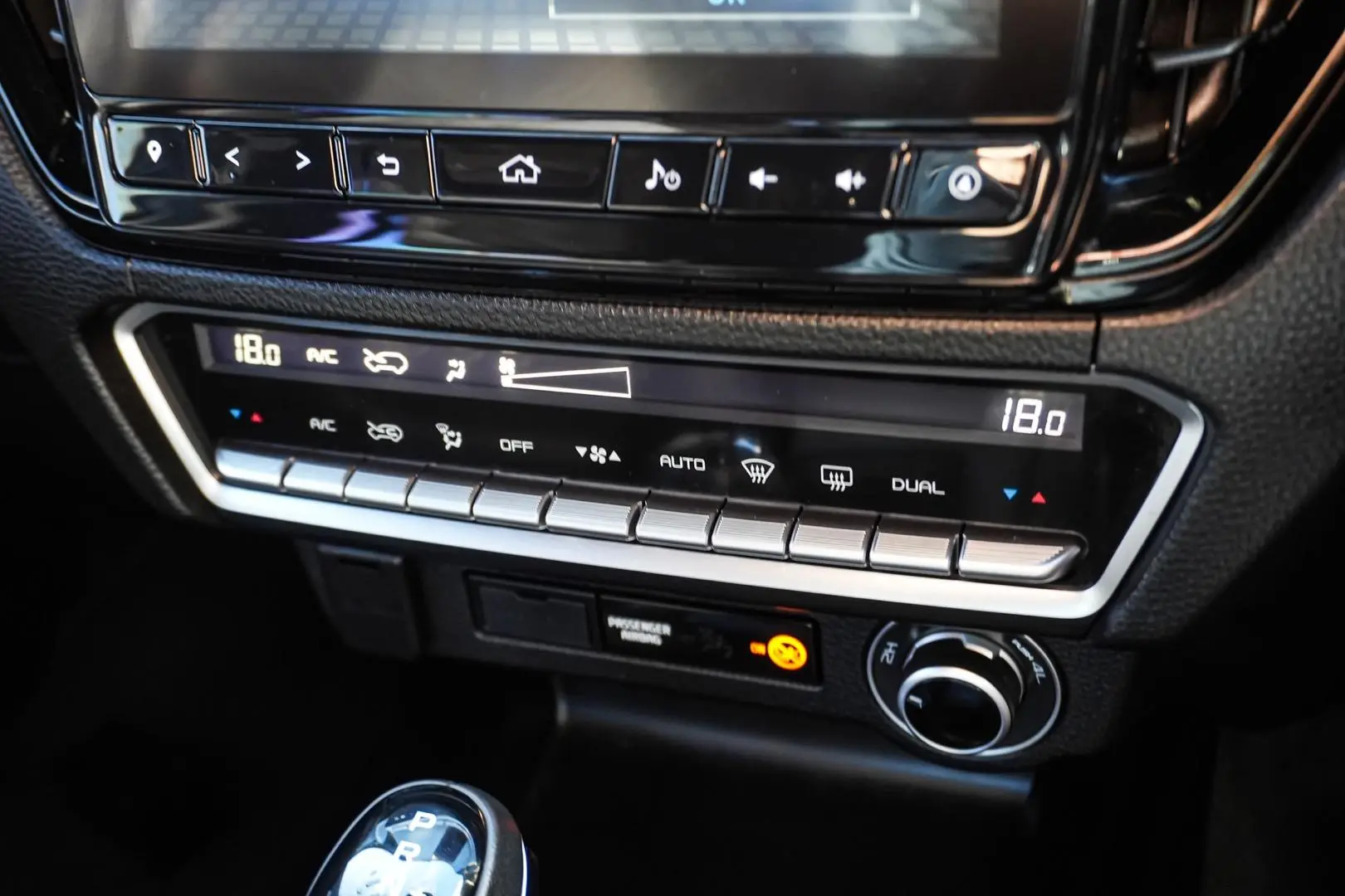 2023 Isuzu D-MAX Gallery Image 22