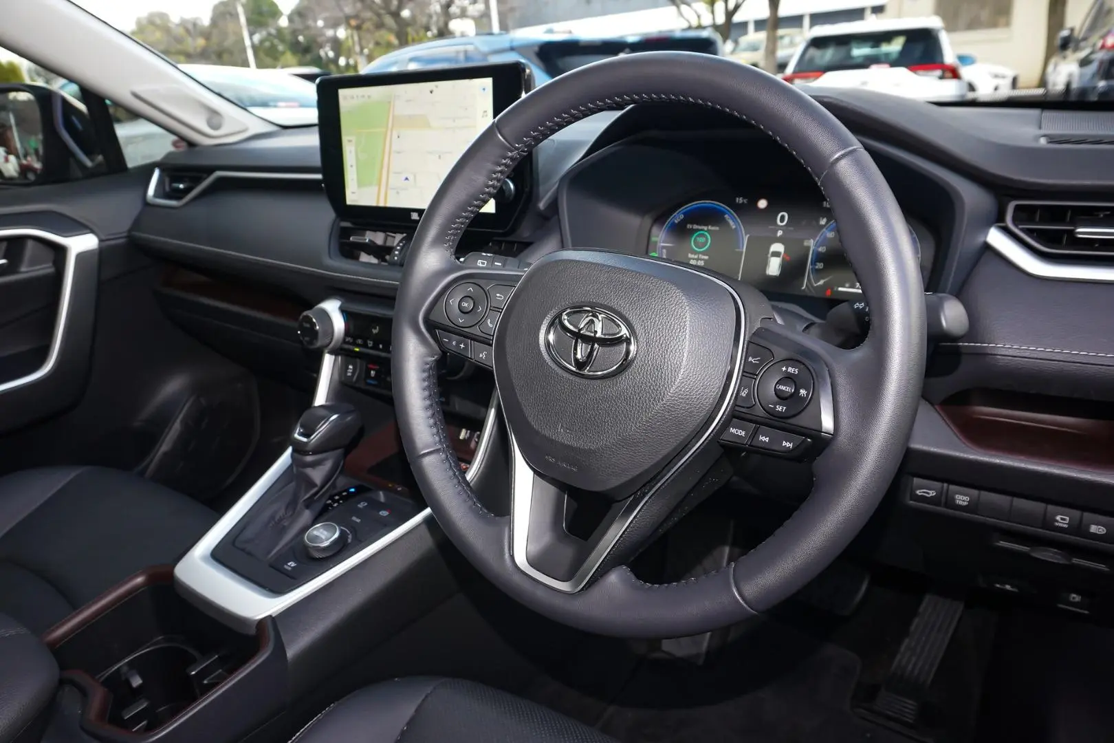 2024 Toyota RAV4 Gallery Image 7