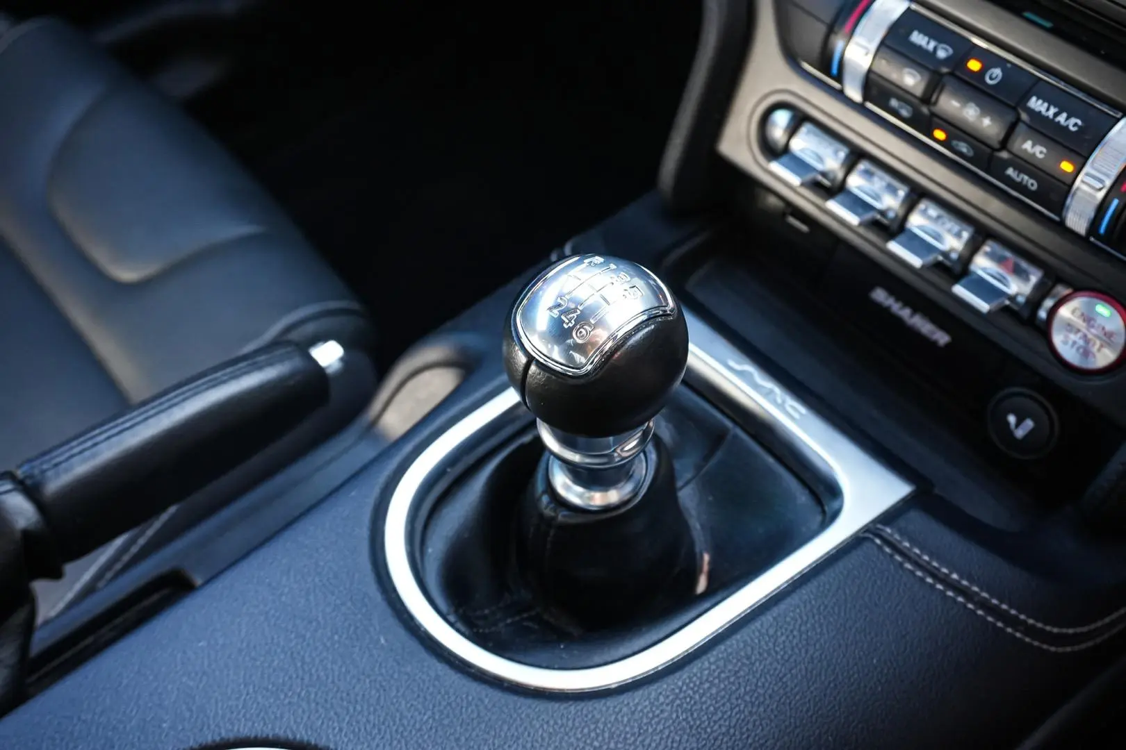 2018 Ford Mustang Gallery Image 17