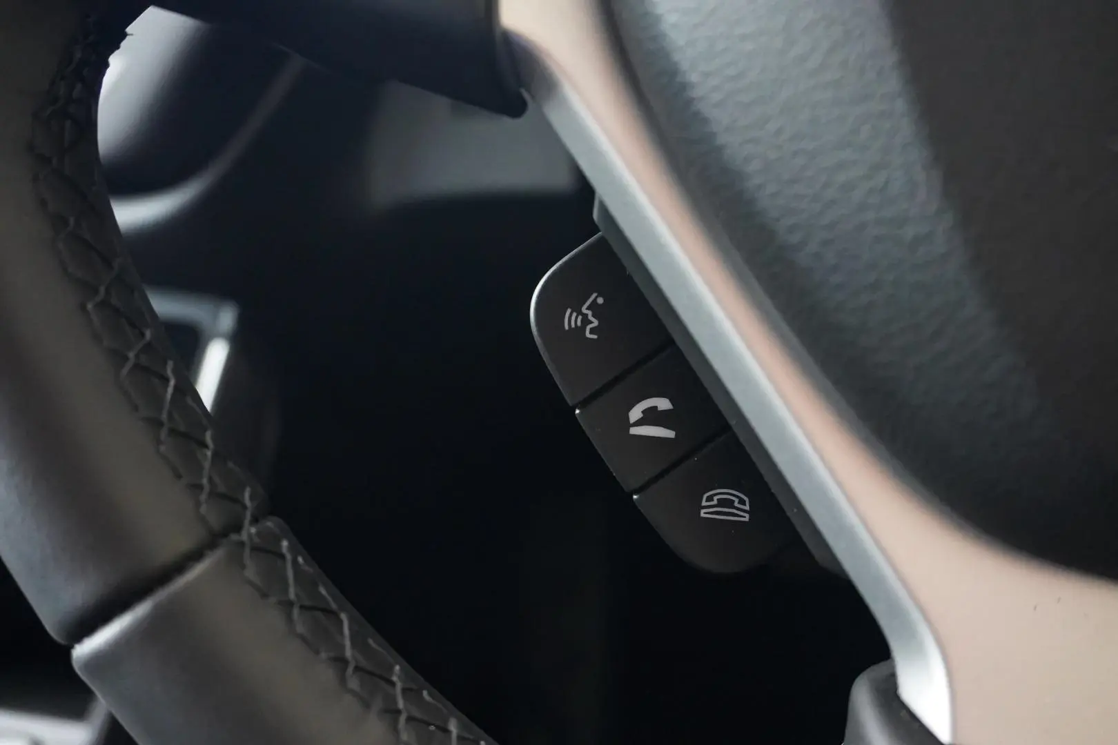 2024 Suzuki S-Cross Gallery Image 18