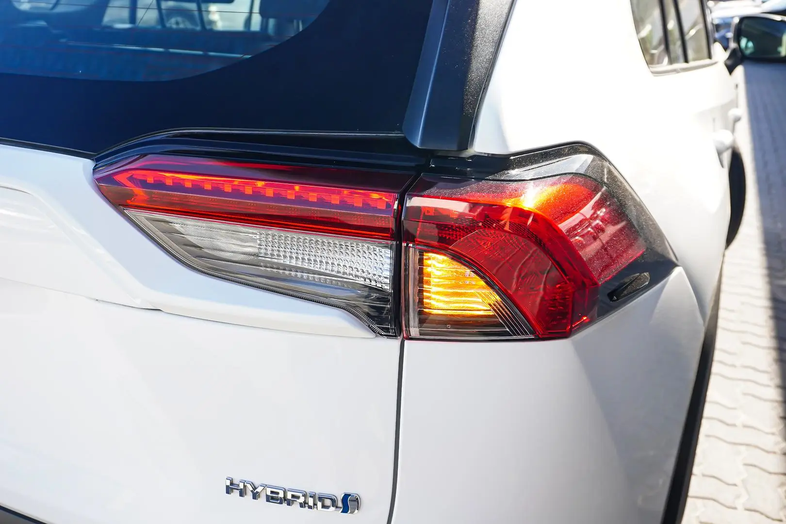 2024 Toyota RAV4 Gallery Image 14