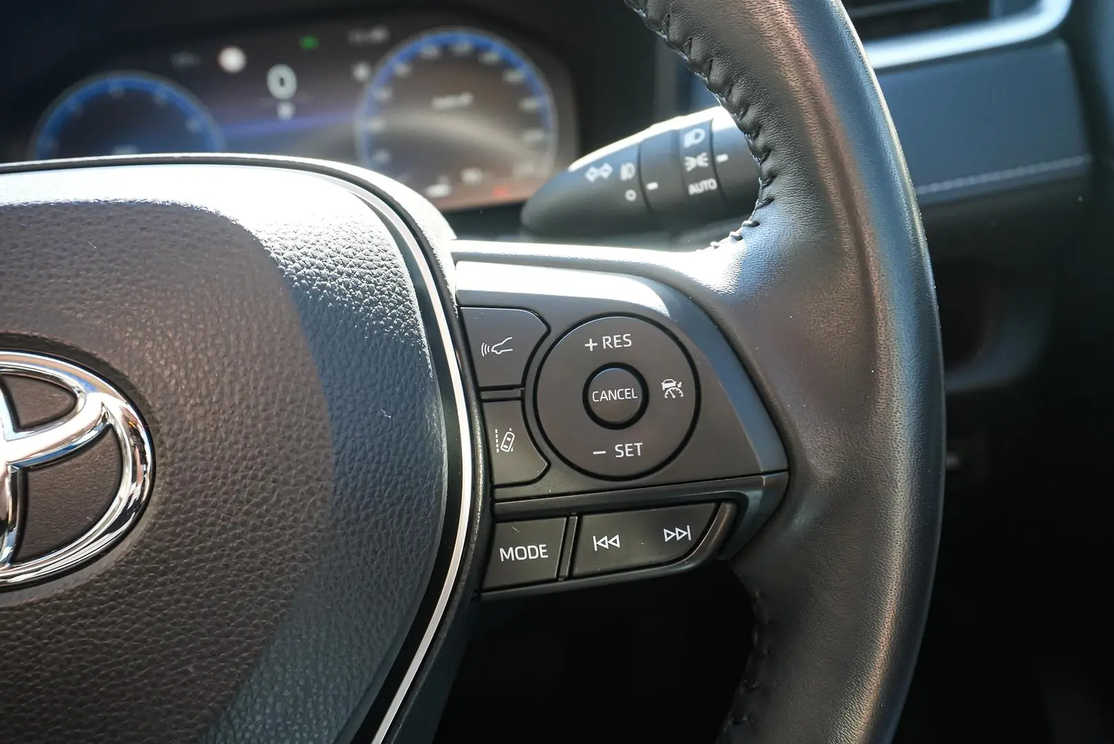 2024 Toyota RAV4 Gallery Image 20