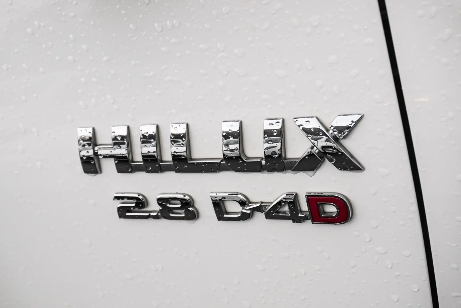 2022 Toyota Hilux Gallery Image 14
